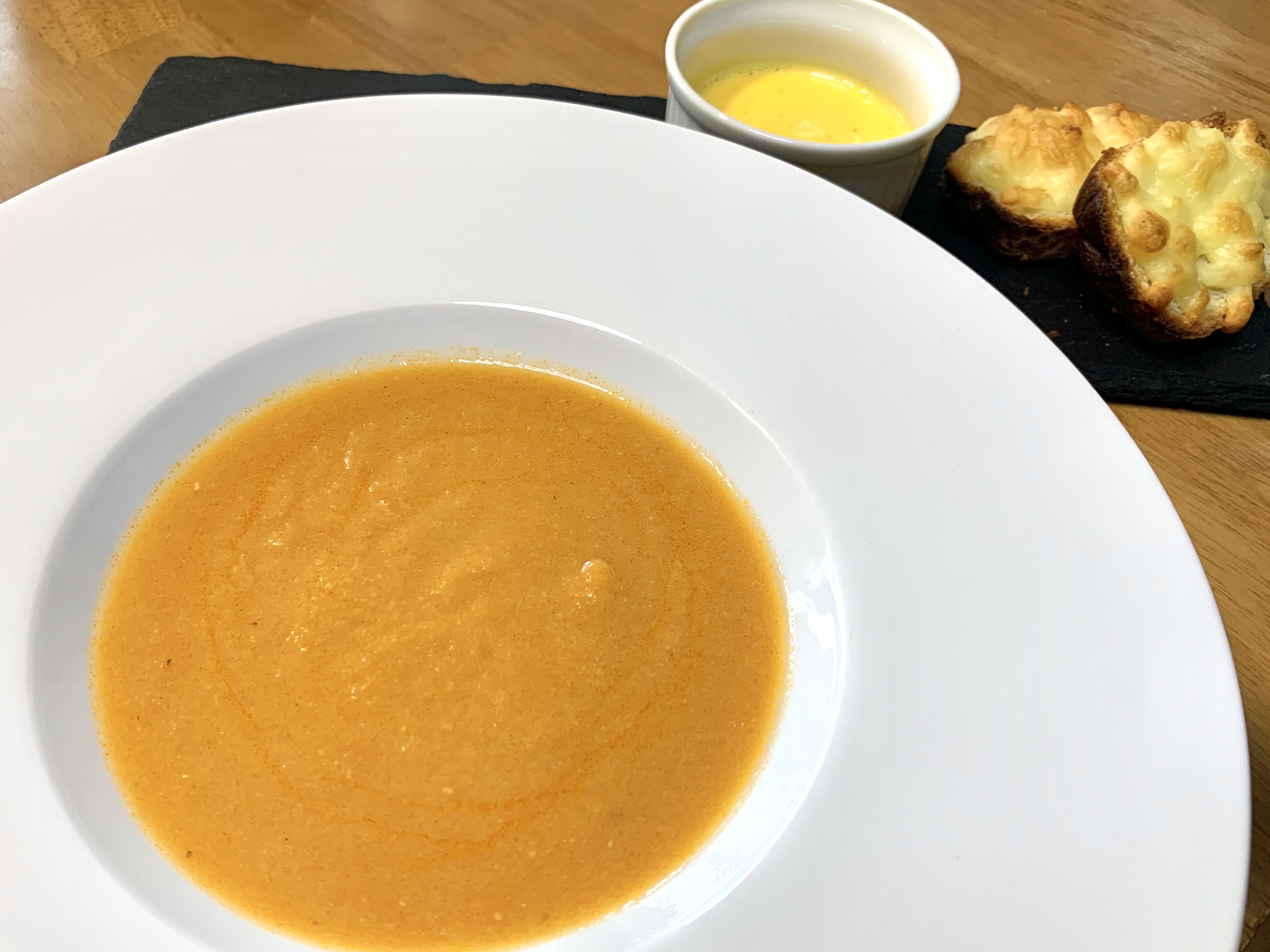 スープ ド ポワソン プロのレシピ La Table